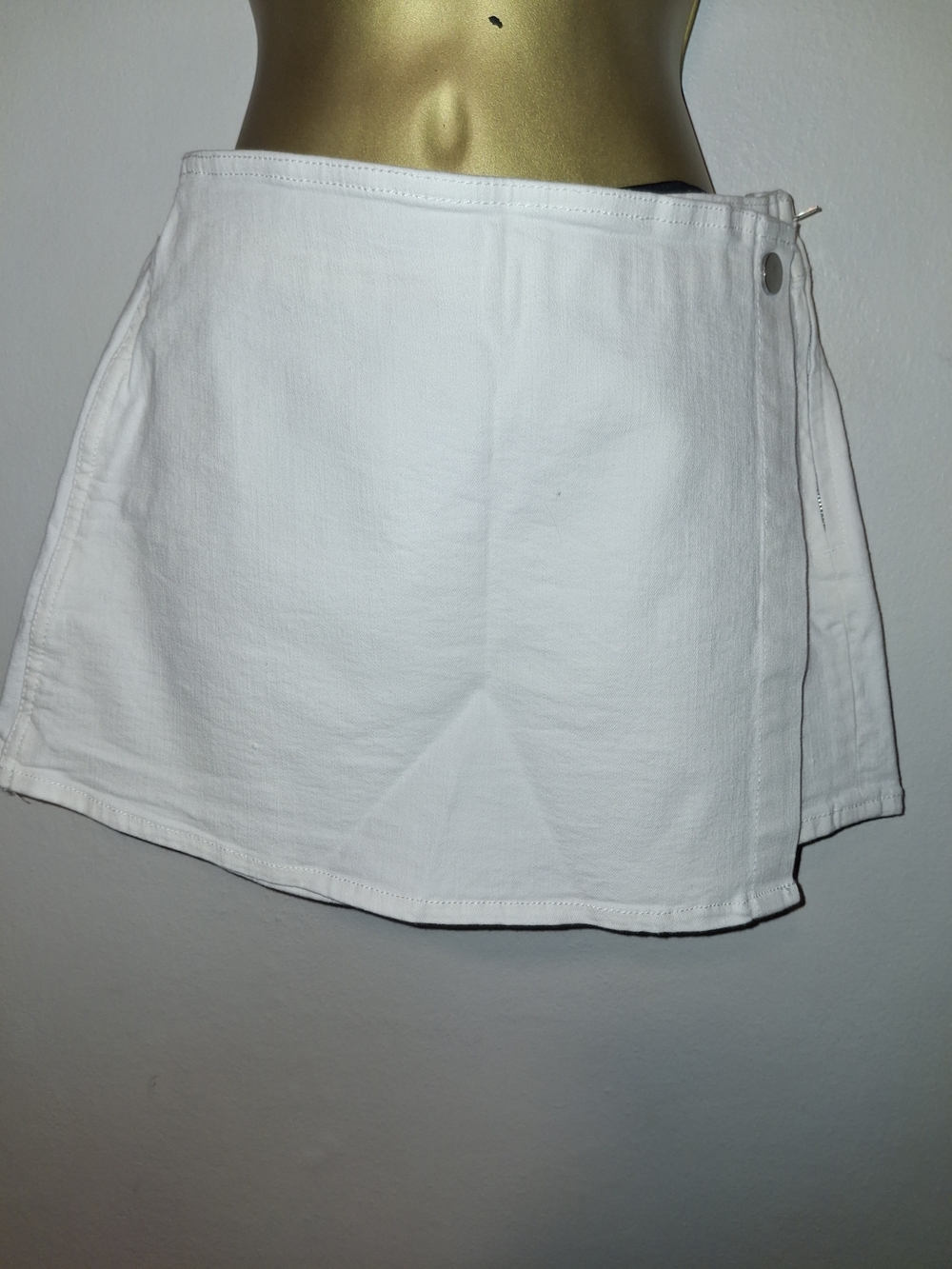 Love Tree White Women’s Skort